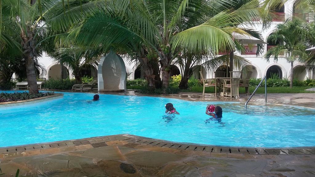 Lotfa Resort Diani 디아니 해변 외부 사진