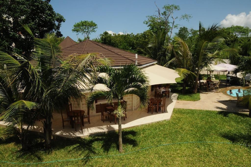 Lotfa Resort Diani 디아니 해변 외부 사진