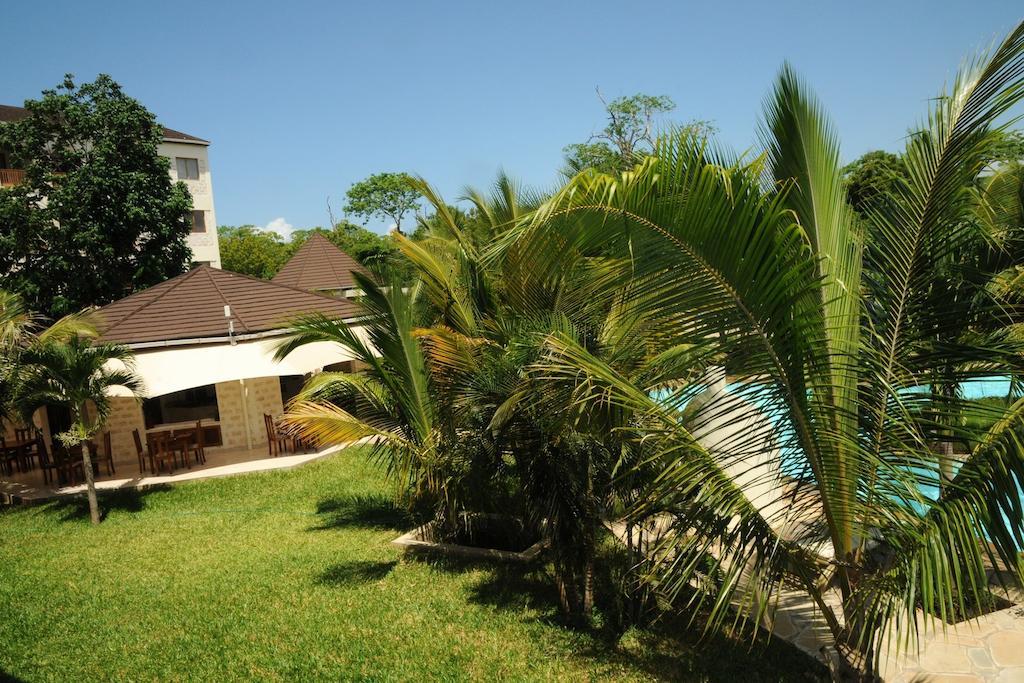 Lotfa Resort Diani 디아니 해변 외부 사진