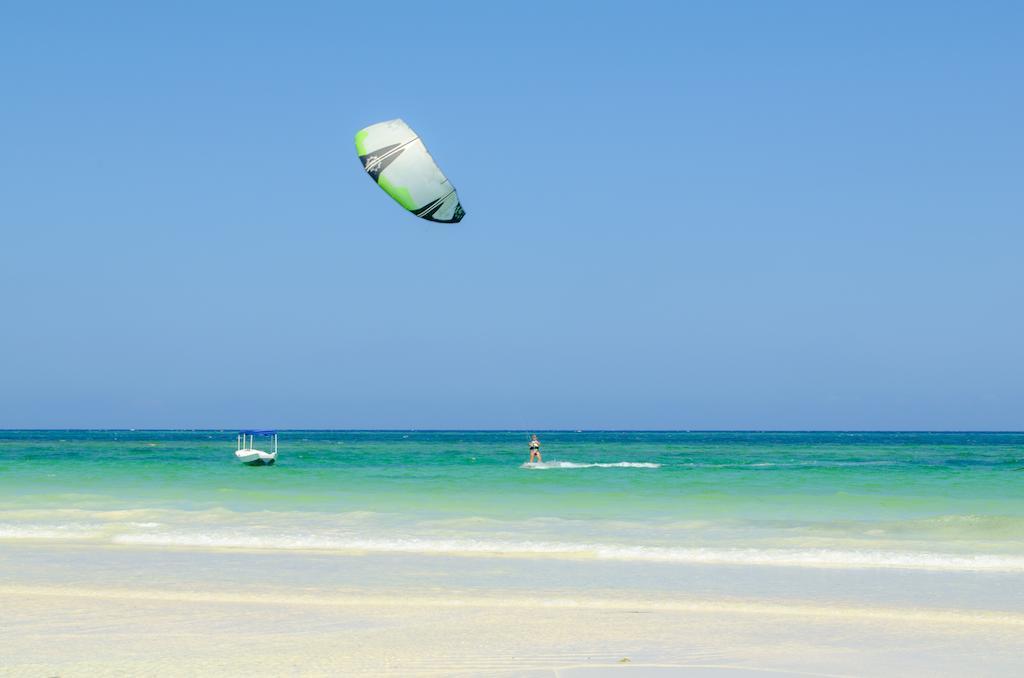 Lotfa Resort Diani 디아니 해변 외부 사진
